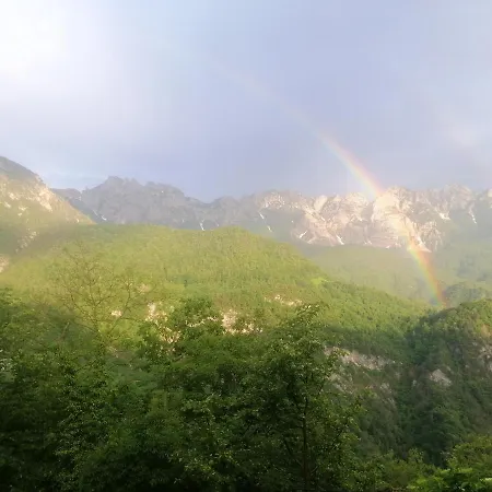 Hébergement de vacances House With 3 Bedrooms In Arta Terme With Wonderful Mountain View Balcony And Wifi *